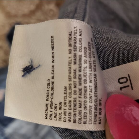 3 for $25 UNIQLO Button Down Front - Picture 9 of 13